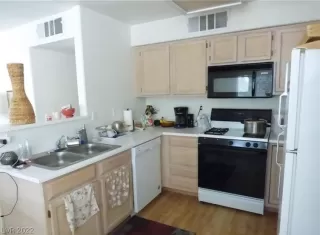 Photo #1: 2383560 Listing 