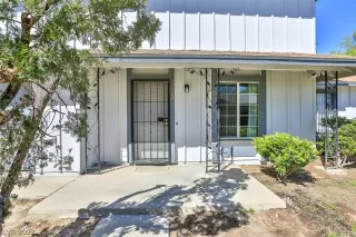 Photo #2: 2383573 Listing 