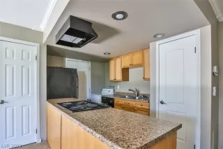 Photo #6: 2383573 Listing 