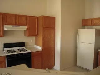 Photo #3: 2383600 Listing