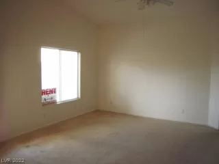 Photo #4: 2383600 Listing