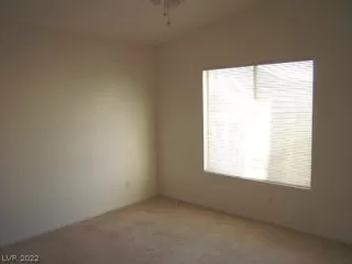 Photo #6: 2383600 Listing