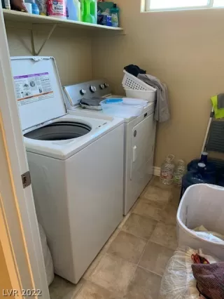 Photo #4: 2383617 Listing 