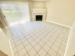 Photo #4: 2383654 Listing 