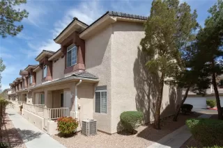 Photo #1: 2383673 Listing 