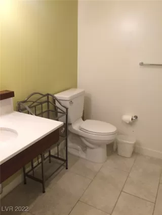 Photo #4: 2383692 Listing 