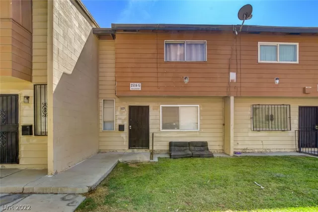 MLS: 2383698 Condo For Sale