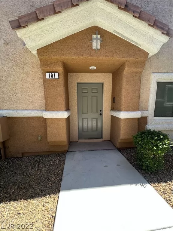 MLS: 2383725 Condo For Sale