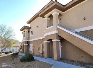 Photo #1: 2383760 Listing