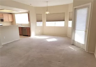 Photo #2: 2383760 Listing