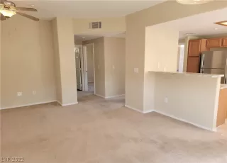 Photo #4: 2383760 Listing