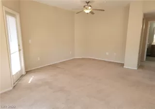 Photo #5: 2383760 Listing