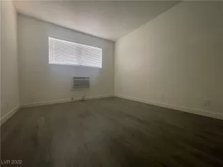 Photo #3: 2383773 Listing 