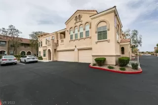 Photo #1: 2383807 Listing 