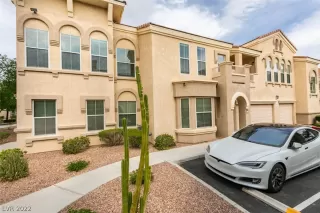 Photo #3: 2383807 Listing 