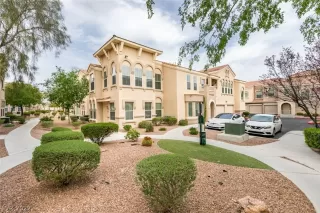 Photo #4: 2383807 Listing 