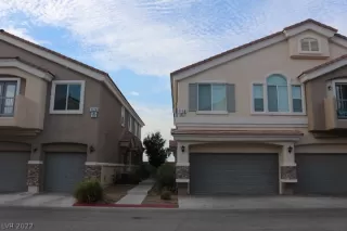 Photo #1: 2383813 Listing