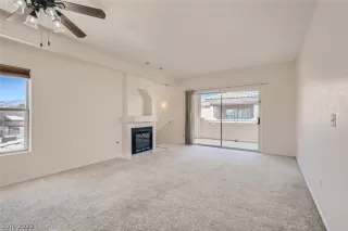 Photo #3: 2383827 Listing