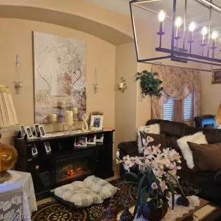 Photo #2: 2383828 Listing 