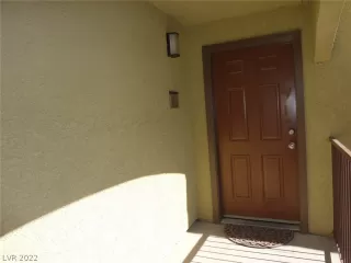 Photo #1: 2383849 Listing 