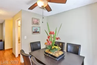 Photo #6: 2383872 Listing 