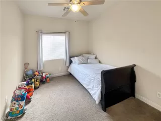 Photo #5: 2383886 Listing 