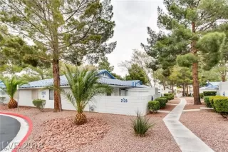 Photo #1: 2383896 Listing