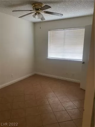 Photo #4: 2383912 Listing 