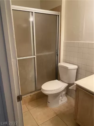 Photo #6: 2383912 Listing 