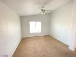 Photo #3: 2383931 Listing 