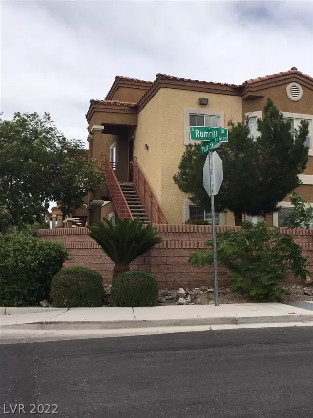 MLS: 2383949 Condo For Sale