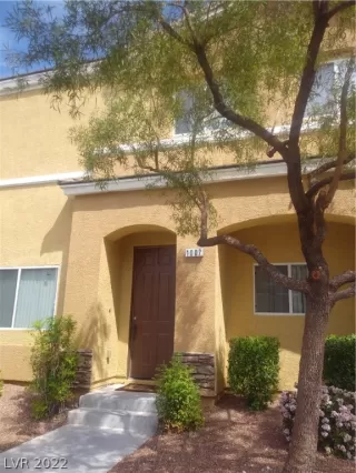 Photo #1: 2383955 Listing