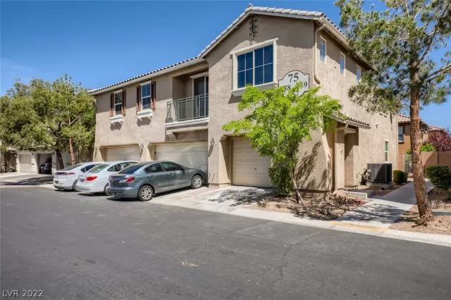 MLS: 2383973 Condo For Sale