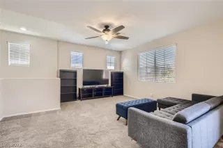 Photo #4: 2383973 Listing 