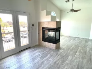 Photo #2: 2383995 Listing 