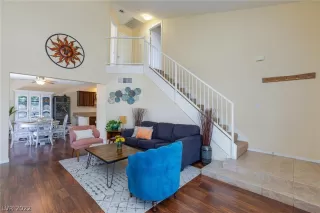 Photo #3: 2384020 Listing 