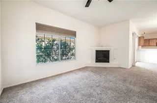 Photo #3: 2384061 Listing