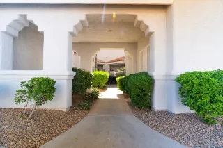 Photo #1: 2384114 Listing