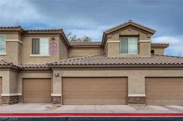 MLS: 2384134 Condo For Sale