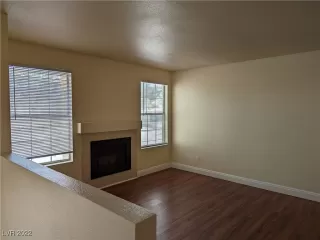 Photo #6: 2384144 Listing 