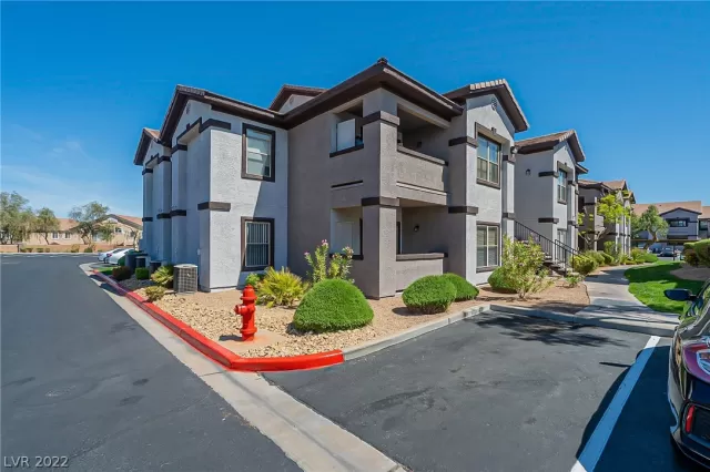 MLS: 2384170 Condo For Sale