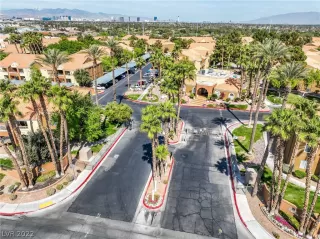 Photo #2: 2384180 Listing 