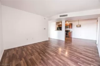 Photo #4: 2384180 Listing 