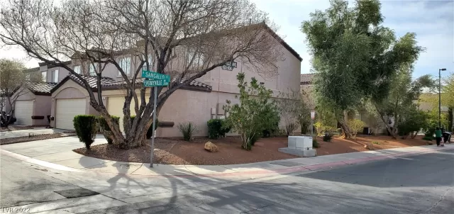 MLS: 2384181 Condo For Sale