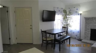 Photo #3: 2384196 Listing 