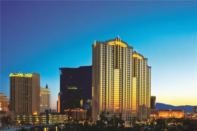 MLS: 2384250 Condo For Sale