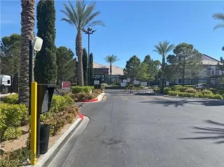 Photo #1: 2384310 Listing