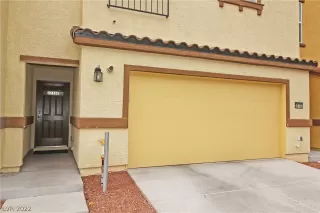 Photo #1: 2384315 Listing 