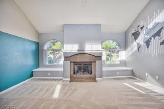 Photo #2: 2384357 Listing 