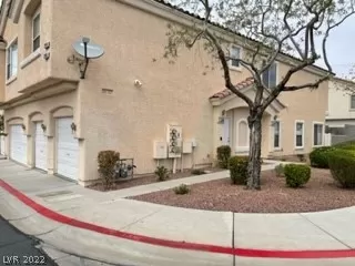 Photo #1: 2384374 Listing